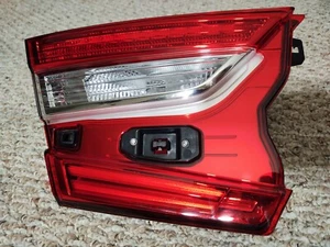 2018-20 Accord EX, EX-L, LX, Sport Light Assembly, L Lid - Honda (34155-TVA-A01) - Picture 1 of 12