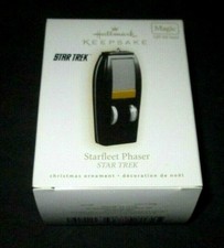 HALLMARK ORNAMENT STAR TREK 2009 PHASER~TESTED W/NEW BATTERIES INCLUDED~BOX GWT!
