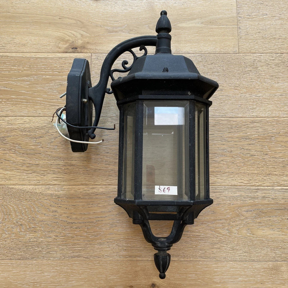 Linterna de pared exterior vintage negra F5 acero resistente comercial Foto 1 de 4