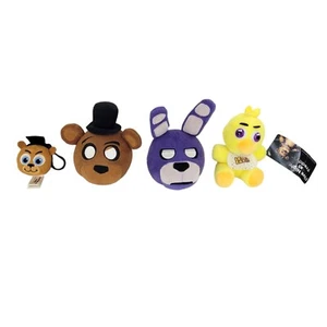 Paquete de llavero y juguete de peluche suave Five Nights at Freddy's Chica, Freddy & Bonnie - Imagen 1 de 14