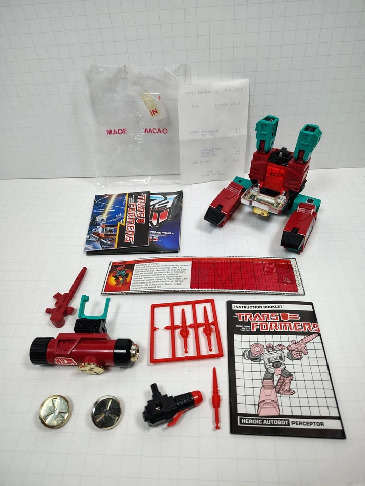 Transformers G1 Vintage Microscope Perceptor 100% complete Macau Gold Tint RARE! - Image 1 of 4