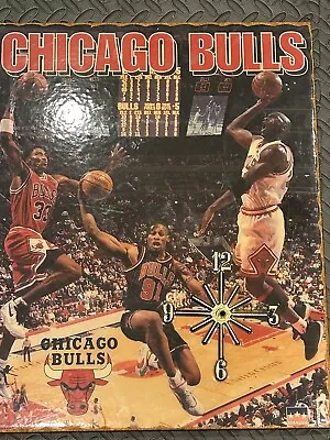 Vintage Chicago Bulls 1996 Starline Wall Clock (Broken Clock!) Resin Poster - Image 1 of 4