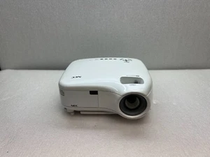 Proyector LCD NEC LT280 - 2100 lúmenes - probado y funcionando - Imagen 1 de 11