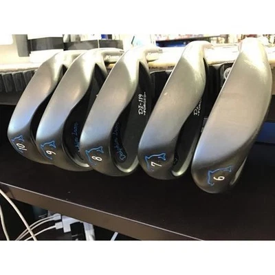 Kasco Dolphin Iron DI-119(Black) Iron Set S NS PRO ZELOS 8 Set of 5 - Image 1 of 4