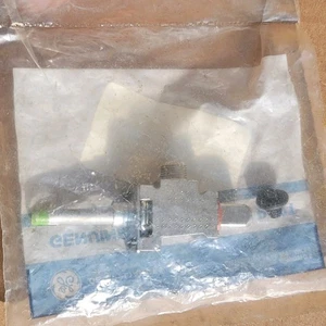 Genuine GE WB21X20262 VALVE (LT) GE Replacement Part Burner Valve - Picture 1 of 5