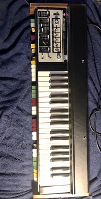 Roland Sh 2000 Analog Synthesizer - Bild 1 von 4