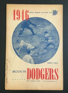 Carl Furillo signed August 3 1946 Brooklyn Dodgers vs Reds Program Auto COA - Picture 1 of 8