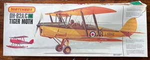1/32 Matchbox DH-82A/C Tiger Moth VINTAGE Royal Air Force Biplane Kit - Picture 1 of 3
