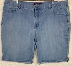 Bermudas Gloria Vanderbilt para mujer 24W más de mezclilla bolsillos con puños lavado ligero - Imagen 1 de 12