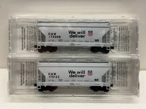 N Scale Micro Trains MTL Special Run 99-18 Union Pacific Covered Hopper 2-Pack - Picture 1 of 3