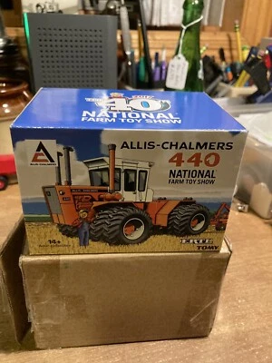 1/64 Allis-Chalmers 440 Toy Farmer 2017 National Farm Toy Show tractor NIB - Image 1 of 4