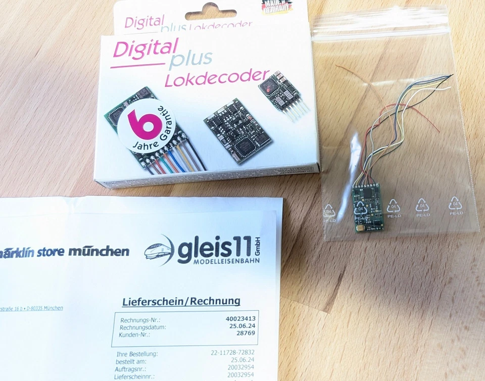 2 x Lenz 10231-02 Standard + V2 Lokdecoder incl. Rechnung - Bild 1 von 1