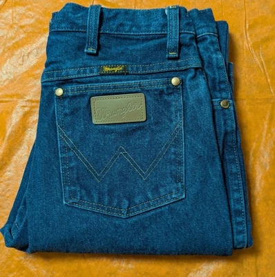 Wrangler Blue Jeans Men's 31 x 34 Straight Leg Cowboy Western Denim 936DEN - Image 1 of 4