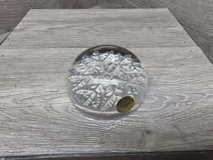 Garanti Cristal Snowflake Paperweight Genuine 24% Lead Crystal France - Picture 1 of 6