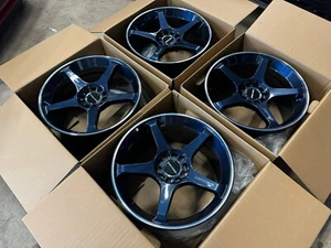 Motegi Mr159 Battle v 18x9.5 Et38 5x100 4 Wheels Brand New - Picture 1 of 5