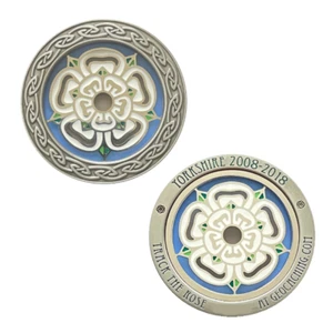 White Rose of Yorkshire Suncatcher Geocoin and Pin Geocaching Trackable - Picture 1 of 5