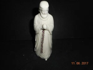 LENOX Joseph ~ Bone China ~ CHINA JEWELS NATIVITY FIGURINE ~ - Picture 1 of 1
