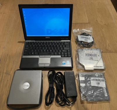 Dell Latitude D420 12" Laptop Intel Core Duo U2500 1.2GHz 2GB RAM 80GB w/DVD-RW - Image 1 of 4