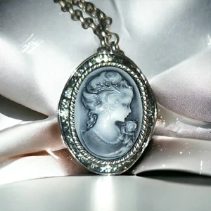 Jewelry Set, BW Carol Collection Cameo Necklace & Earrings NOS - Picture 1 of 7