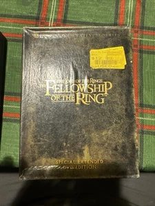 The Lord of the Rings: The Fellowship of the Ring Four-Disc Special Extended DVD - Foto 1 di 10