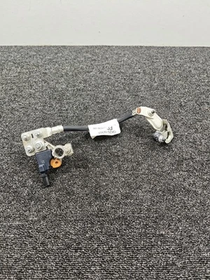 Terminal de batería tierra negativa FORD TRANSIT MK8 GK2V-14301-FC - Imagen 1 de 4