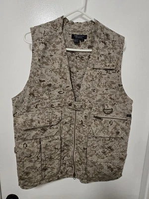 5.11 Tactical Men Vest S Beige Camouflage Button Sleeveless Cotton Pockets - Image 1 of 4