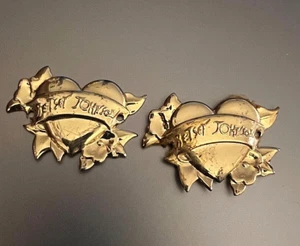 Pair of Betsey Johnson Plaques Charms With Hearts Arts & Crafts Jewelry Making - Picture 1 of 4