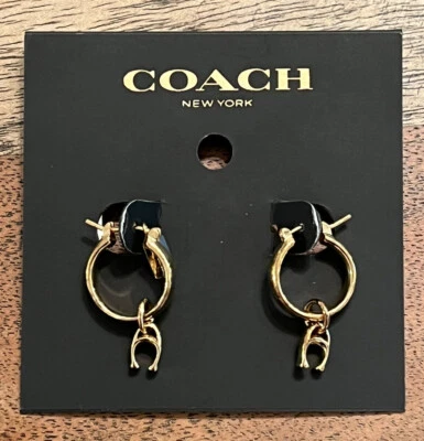 Pendientes Huggie plateados chapados en latón 1" (L) 197897CB714 NUEVOS CON ETIQUETAS Coach Signature Foto 1 de 4
