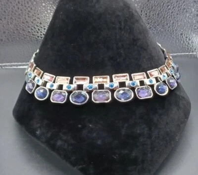 Collar distintivo de diamantes de imitación Nine West plateado Foto 1 de 4