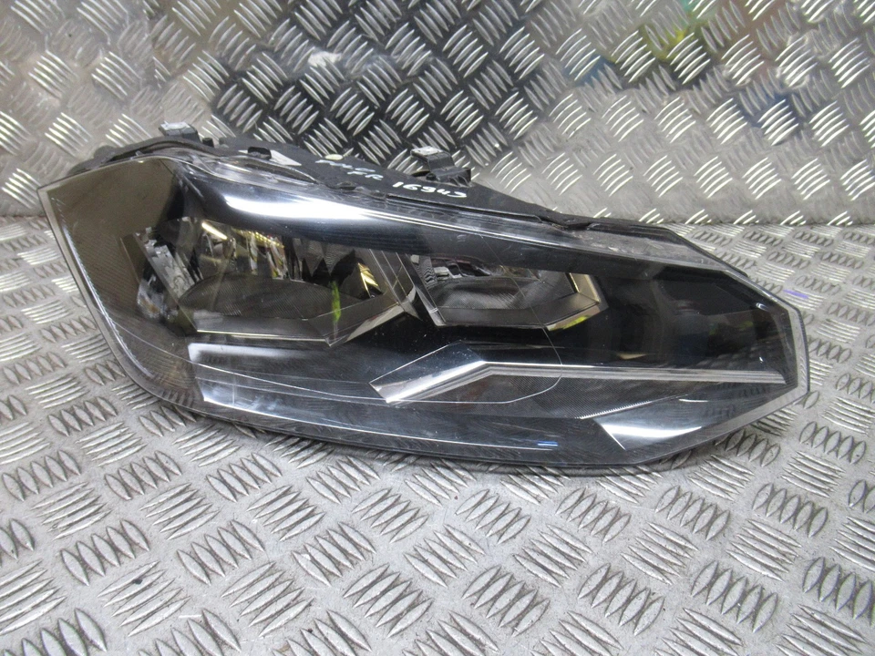 2024 VW POLO MATCH A06 1.0TSI MK6 5DRS HATCH FRONT RIGHT SIDE HEADLIGHT REF16943 - Image 1 of 4