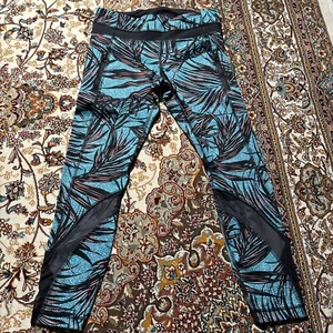 Lululemon Pants Woman 6 Inspire Tight Palm Lace Tofino Teal Mesh Pocket - Picture 1 of 15