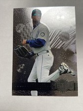 1996 Metal Universe KEN GRIFFEY JR Baseball Card 107 Seattle Mariners 
