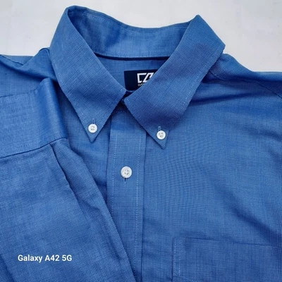 Cutter & Buck Men's Blue Button Down Shirt Easy Care L/G - Image 1 of 4