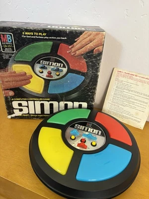 Simon Game By Milton Bradley (1978) - Includes Box & Instructions. Non-working - Image 1 of 4
