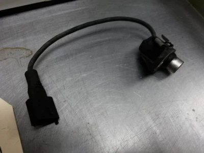 Camshaft Position Sensor For 01-03 Saturn L300  3.0 - Image 1 of 4