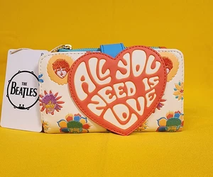 Loungefly The Beatles All You Need Is Love Geldbörse mit Klappe bestickt NEU - Bild 1 von 14