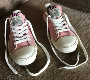 Jack Wills Ladies Pink Trainers Size 4 - Picture 1 of 10