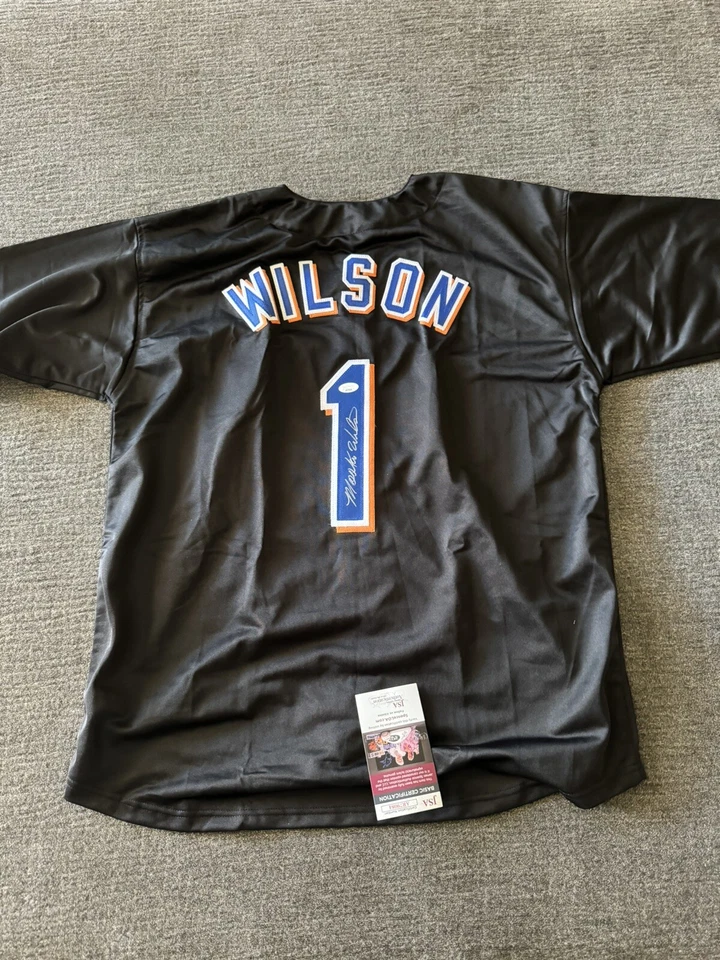 Beautiful MOOKIE WILSON Signed  NEW YORK METS Jersey JSA AUTHENTICATED - Image 1 of 3