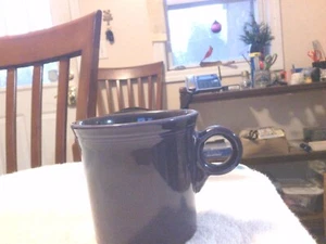 Vintage HLC USA Ring Tom &Jerry Fiestaware Mug Dark Purple In Color - Picture 1 of 3
