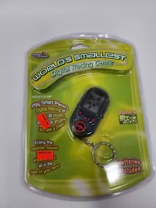 Nuevo juego de carreras digital más pequeño del mundo Smart Planet 2004 sellado WV-1 - Imagen 1 de 6