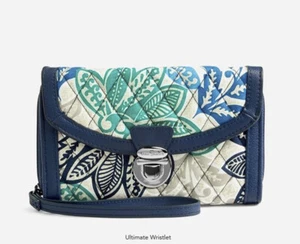 NWT Vera Bradley Santiago W/ Navy Ultimate Wristlet Purse Wallet Blues $54 - Picture 1 of 8