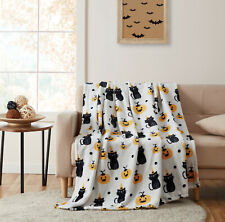 Halloween Spooky Cats & Pumpkins Soft & Plush Oversized Accent Throw Blanket