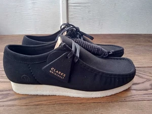 Clarks Vegan wallabee low shoes US 10 - Picture 1 of 11