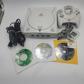 Sega Dreamcast HKT-3020 Bundle 1 Controller W/VMU, 3 Games, Tested and Working