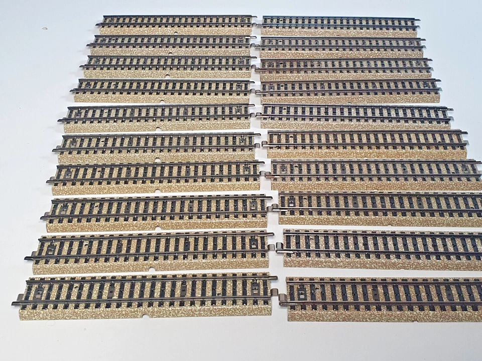 Märklin M-Track Straight 5106 Almost Mint Excellent Various Designs - Image 1 of 1