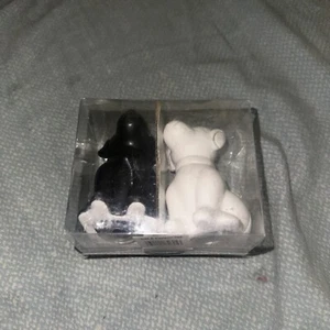 Black And White Dog Salt And Pepper Shakers - Picture 1 of 3