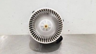 MONTAJE MOTOR SOPLADOR DODGE RAM 1500 AC 19 Foto 1 de 4