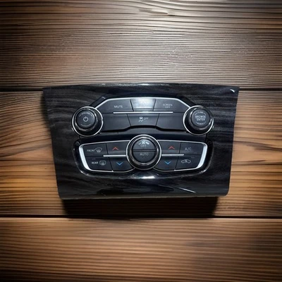 CONTROL AUTOMÁTICO DE TEMPERATURA DE DOBLE ZONA, CHRYSLER 300 2016-17 Foto 1 de 2