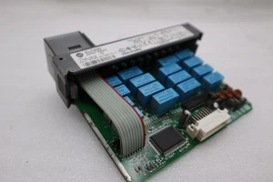 Módulo de salida de relé Allen Bradley 1746-OW16/C SLC 500 STOCK H673A - Imagen 1 de 4