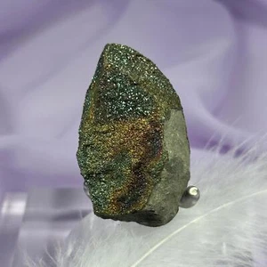 Raro cristal de hematita arco iris iridiscente pieza natural 38 g SN56059 - Imagen 1 de 4